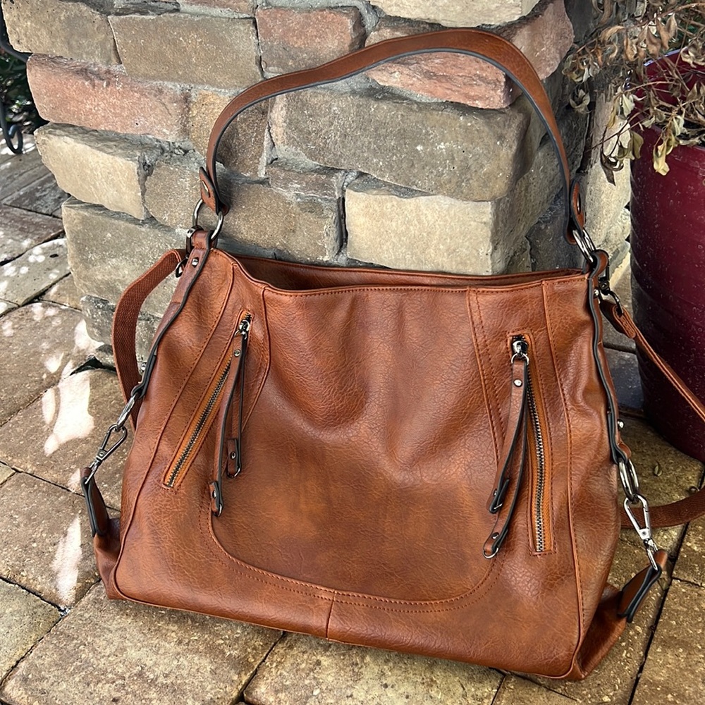 Shoulder Bag/Crossbody